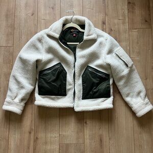Alpha Industries Cropped Sherpa Jacket